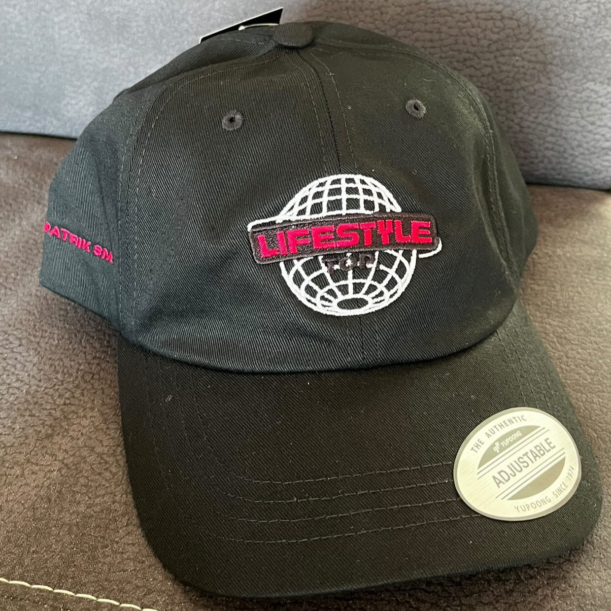 CUSTOM CAP